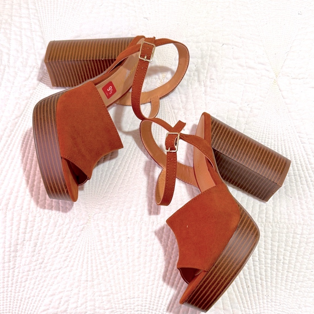 New Madden Girl Brown Platform Heels